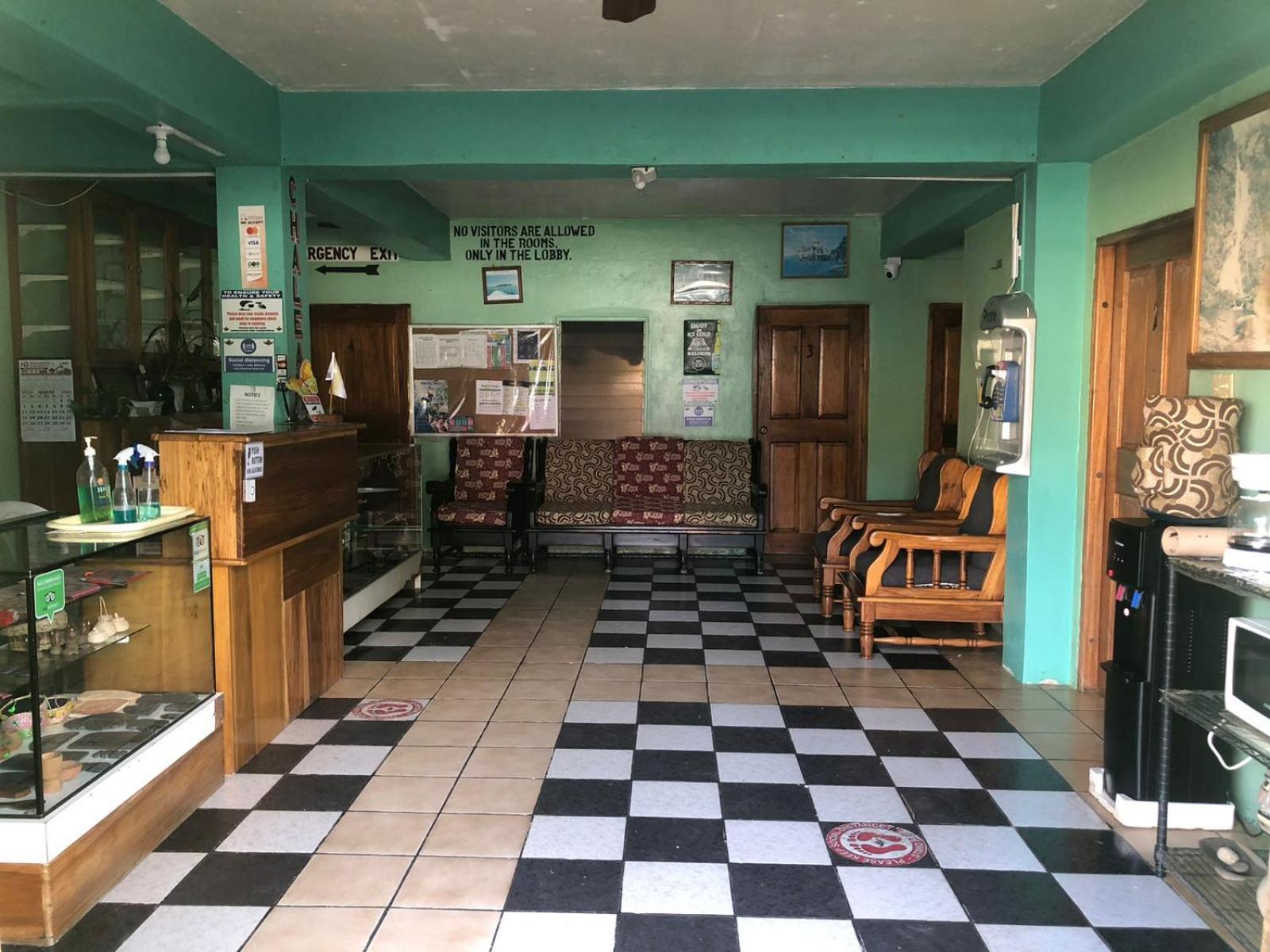 Chaleanor Hotel Dangriga Buitenkant foto