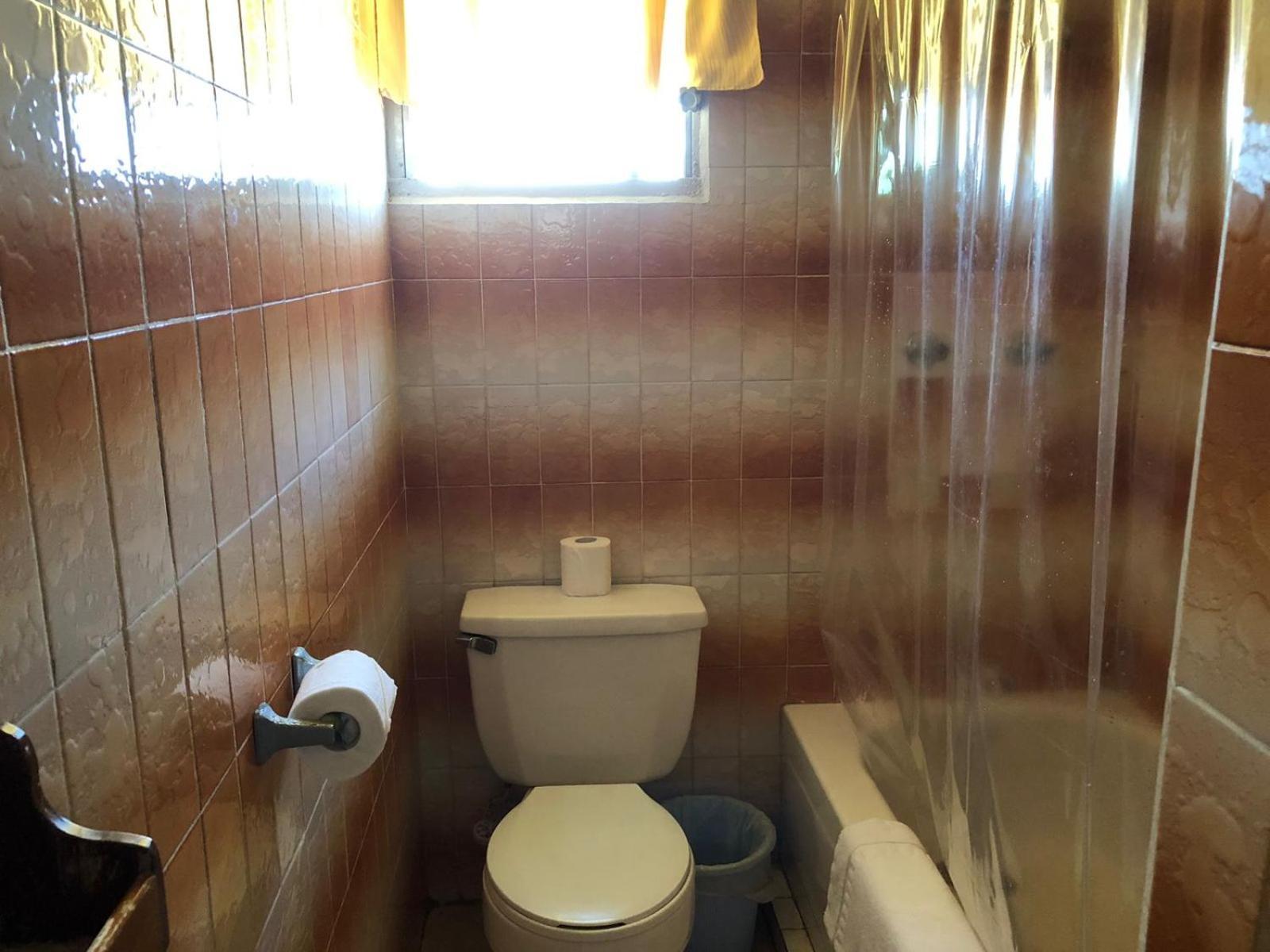 Chaleanor Hotel Dangriga Buitenkant foto